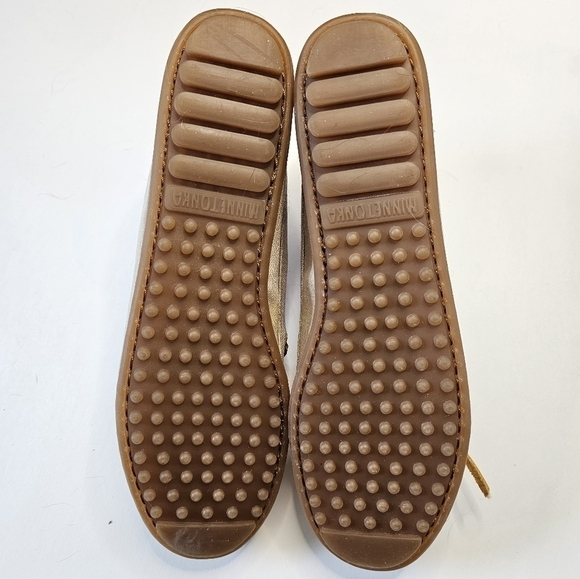 Minnetonka Moccasin Canvas Moc - Picture 9 of 11